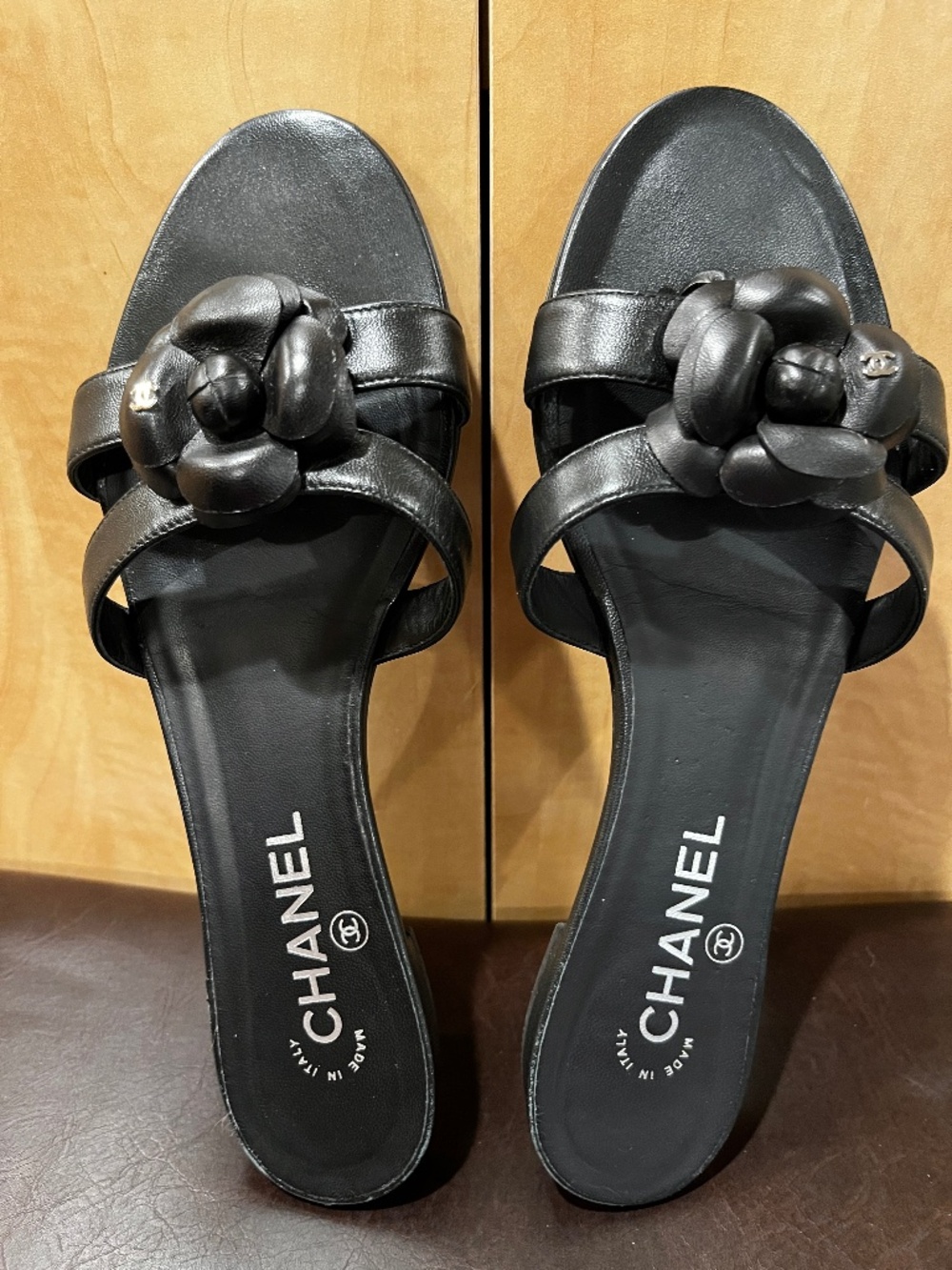 Chanel Camellia Black low-hell Slide Sandals Size 39C Good condition